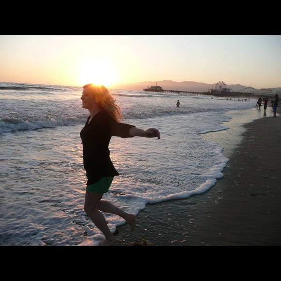 Meet your Posher, Celeste - Picture 4 of 8